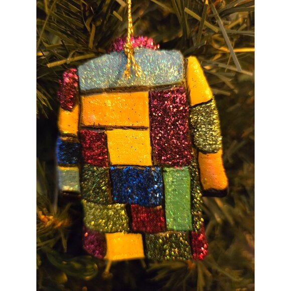 Dolly Parton Coat of Many Colors Christmas Ornament Dollywood Exclusive  NIB - Picture 2 of 3